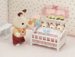 Sylvanian Families Bed Voor Drieling Met Mobiel SF5534 -Indoor Speelgoed Winkel 87915898 4373529179