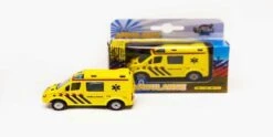 Ambulance Pull Back Met Licht En Geluid -Indoor Speelgoed Winkel ambulance kidsglobe 510643 2