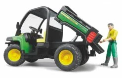 Bruder 2490 John-Deere Gator-855D Met Chauffeur 9 Bruder 2490 John-Deere Gator-855D Met Chauffeur -Indoor Speelgoed Winkel bruder 02490 john deere gator 855d met chauffeur 2 1