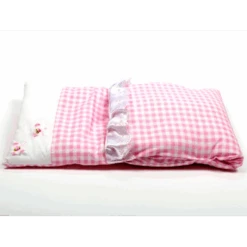 Houten Poppenwagen De Luxe Pink Incl. Dekbed / Slaapzak 7 Houten Poppenwagen De Luxe Pink Incl. Dekbed / Slaapzak -Indoor Speelgoed Winkel dekje roze geruit met 2 bloempjes