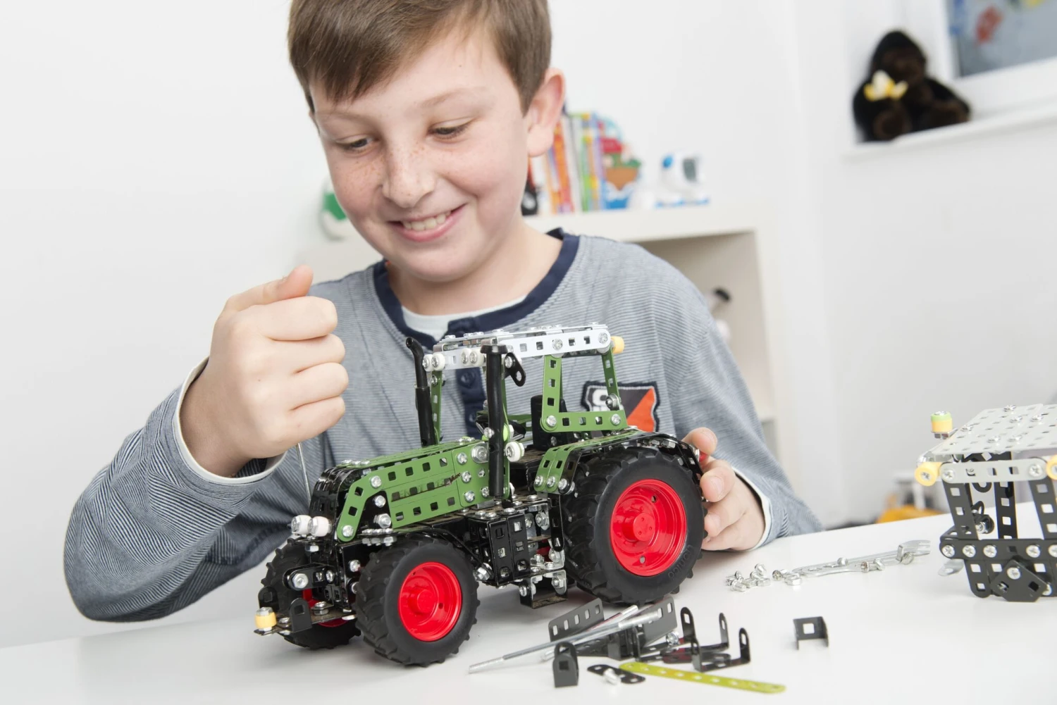 Tronico Junior Fendt 313 Vario – 1 : 24 10 Tronico Junior Fendt 313 Vario – 1 : 24 - Afbeelding 8