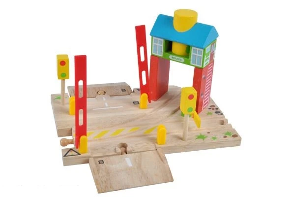 BigJigs BJT226 Rail & Road Seinhuisje 3 BigJigs BJT226 Rail & Road Seinhuisje