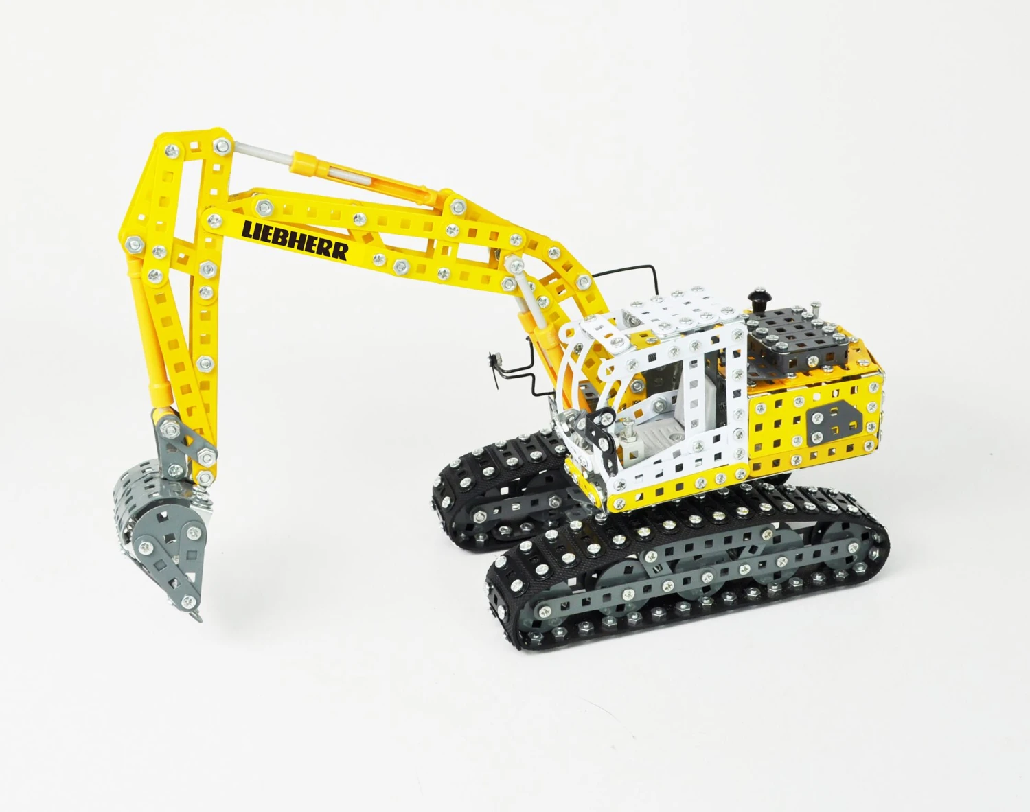Tronico Profi Liebherr Graafmachine – 1 : 25 5 Tronico Profi Liebherr Graafmachine – 1 : 25 - Afbeelding 3