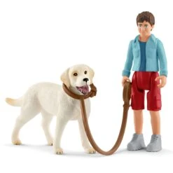 Schleich 42478 Wandelen Met Labrador FarmWorld 7 Schleich 42478 Wandelen Met Labrador FarmWorld -Indoor Speelgoed Winkel schleich 42478 wandelen met labrador scaled 2
