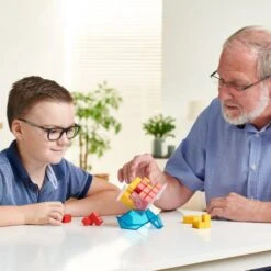 SmartGames Cube-Duel Denkspel Smart-Games -Indoor Speelgoed Winkel smartgames cubeduel duo spel denkspel smart games SGM201 cube duel 3