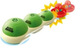 Epoch Super Mario Hover Shell Strike – Airhockeyspel -Indoor Speelgoed Winkel super mario hover shell strike airhockeyspel 2